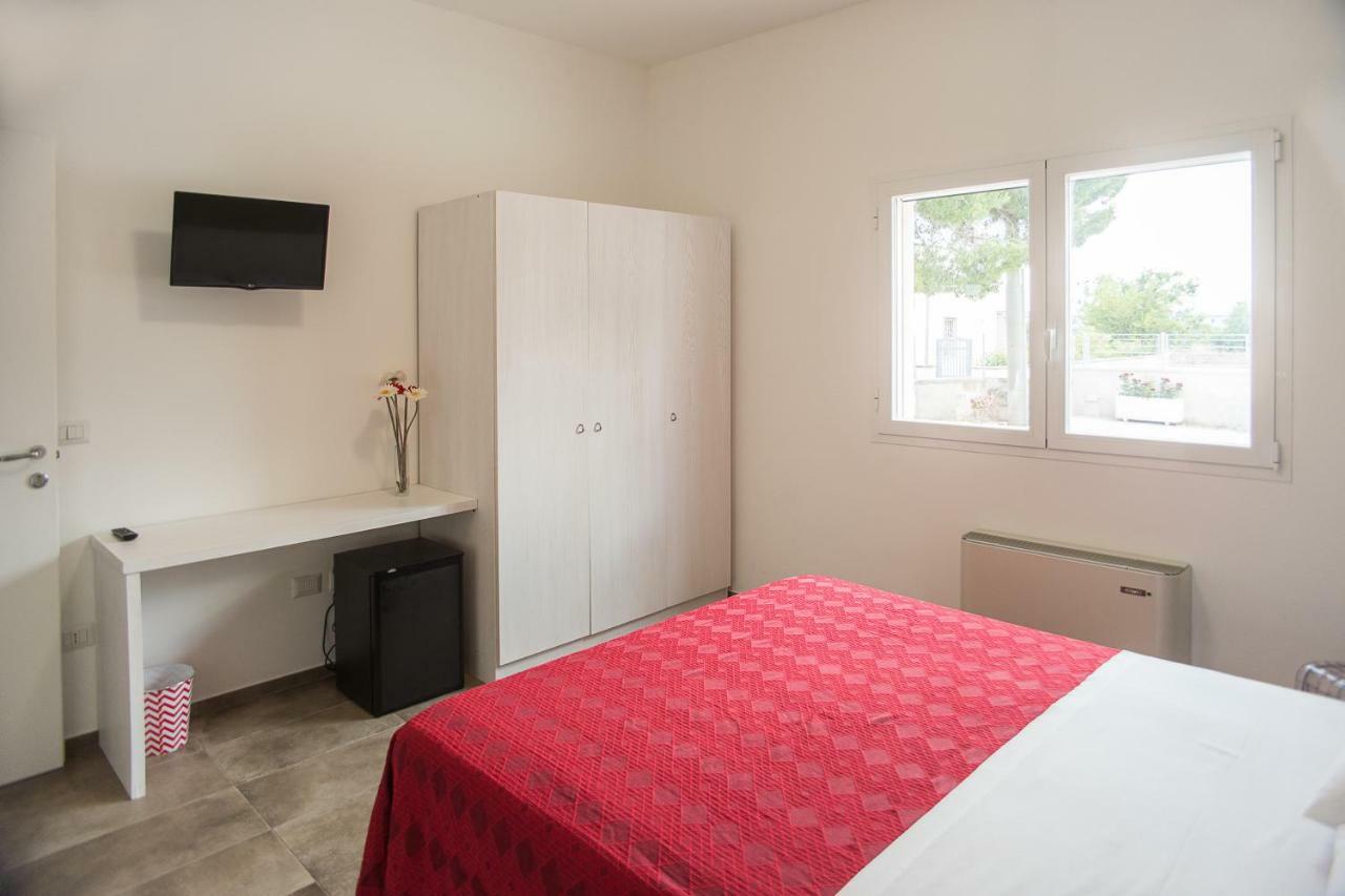 Blu Salentino B&B Con Parcheggio Privato Gratuito Порто-Чезарео Экстерьер фото